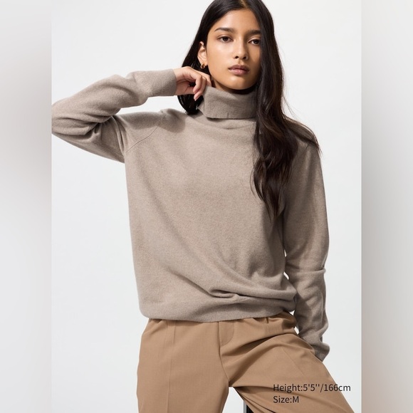 Uniqlo Sweaters - Uniqlo 100% Cashmere Beige Turtleneck Sweater Size M